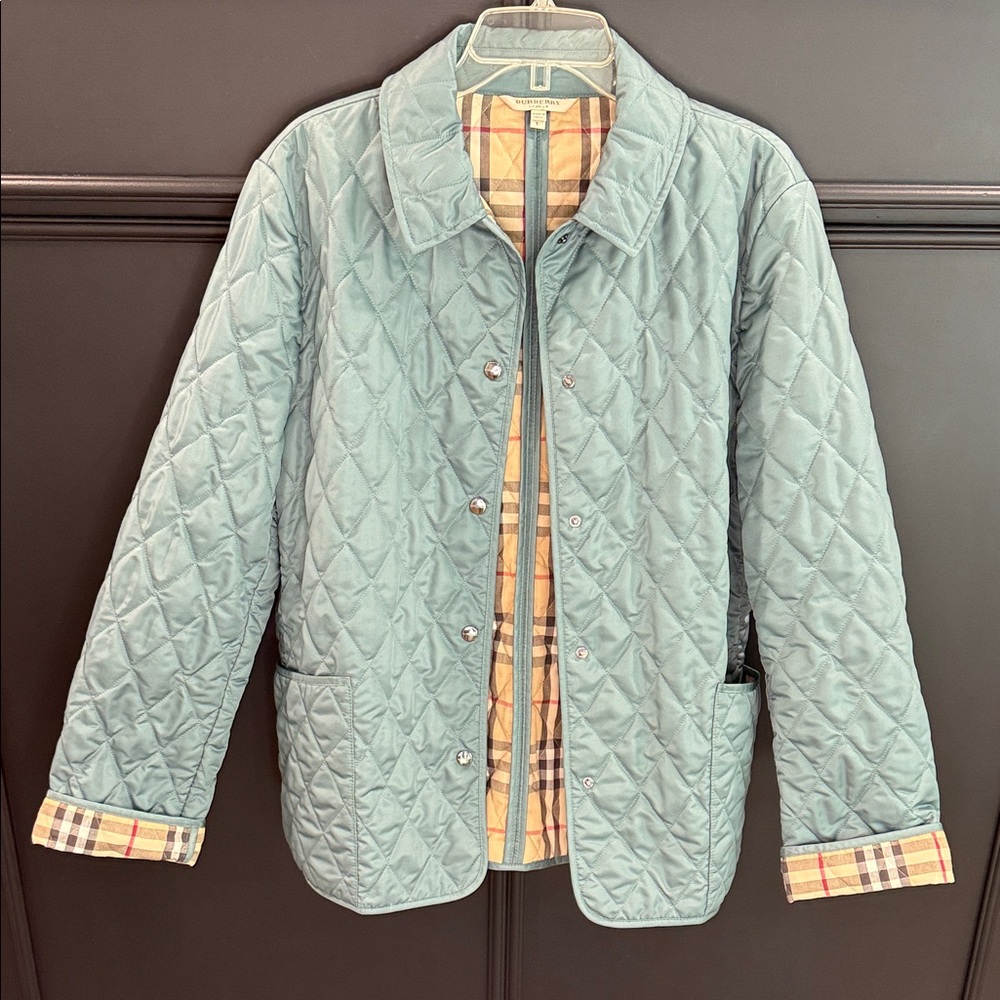 Burberry Quilted Nylon Jacket- size Large